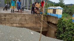 Jembatan Kali Gowenle Ambruk, Akses Damuli–Sakam Lumpuh Total