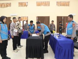 Polres Halteng Libatkan Orang Tua dalam Penandatanganan Fakta Integritas Rekrutmen Bintara Brimob