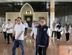 Bupati IMS Tinjau Perencanaan Jembatan dan Kondisi Fasilitas Umum di Kota Weda