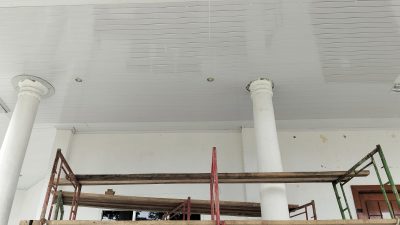Plafon Teras Aula Kantor Bupati Halsel yang Pernah Ambruk Telah Rampung Diperbaiki