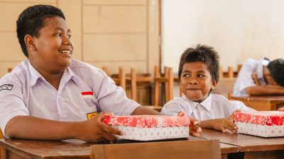 Harita Nickel Dorong Kesehatan dan Prestasi Siswa Lewat Program Makanan Bergizi di Hari Gizi Nasional