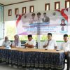 Ramadhan Penuh Berkah, Pemda Halteng Serahkan Insentif kepada Masyarakat di Weda Selatan