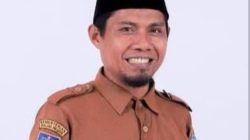 Kades Indomut Diduga Ubah Daftar dan Kurangi Bantuan Sembako, Warga Kesal Buang Beras di Jalan