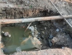 Proyek MCK Rp490 Juta di Loleojaya Belum Tuntas, Warga Desak Disperkim Turun Tangan