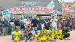 Wabup Helmi Tutup Turnamen Pemuda CUP I Desa Bajo: Kebersamaan dan Silaturahmi Lebih Dari Sekadar Laga