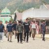 Pantau Progres Jalan Lapen Loleojaya, Wabup Helmi: Infrastruktur Baik Demi Kenyamanan Warga
