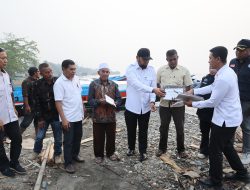 Bantuan Armada Tangkap Mulai Disalurkan, Bupati Bassam: Manfaatkan, Bukan Diperjualbelikan